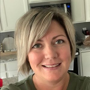 Meet your Posher, Cassi